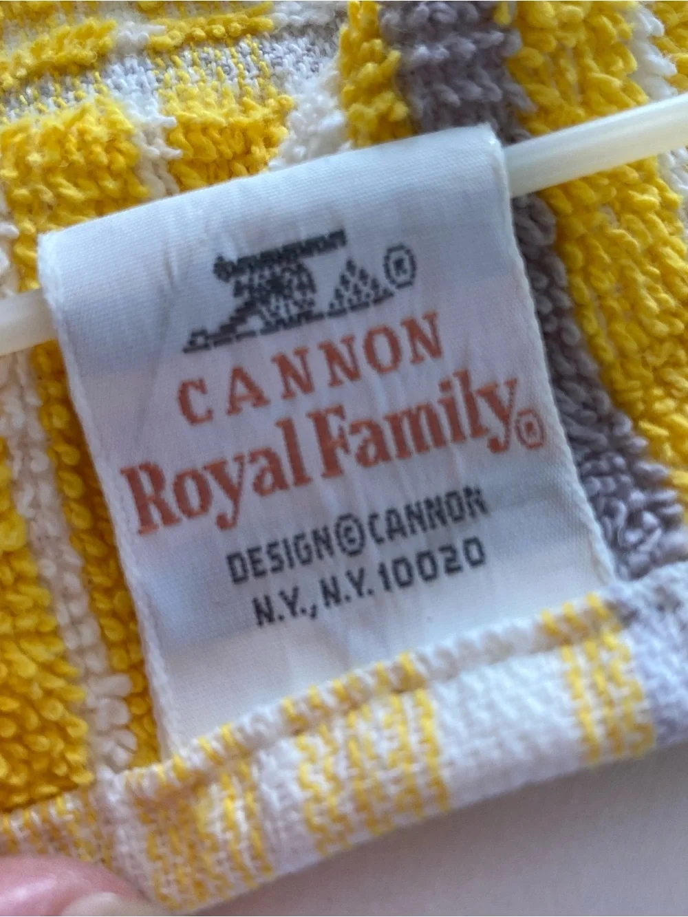 Vintage 1970s Yellow & Lavender Cannon Royal Family Bath Towels & Wascloths